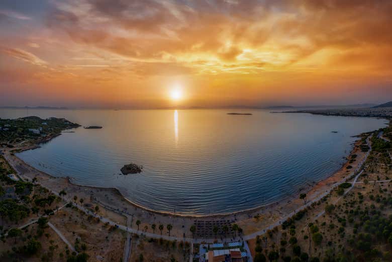 Paseo En Barco Al Atardecer Por La Riviera De Atenas Atenas Net